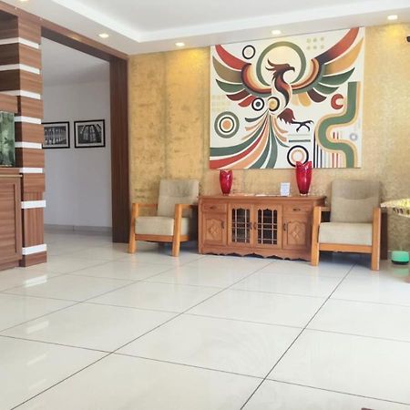 Phoenix Holidays Коччи Экстерьер фото